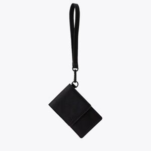 BEIS The ID Wristlet  in Black in Black NWT